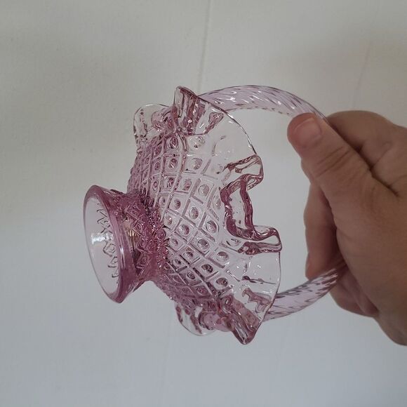 Vintag Fenton Art Glass Pink Glass Ruffled Small Basket Twisted Handle - Picture 7 of 9